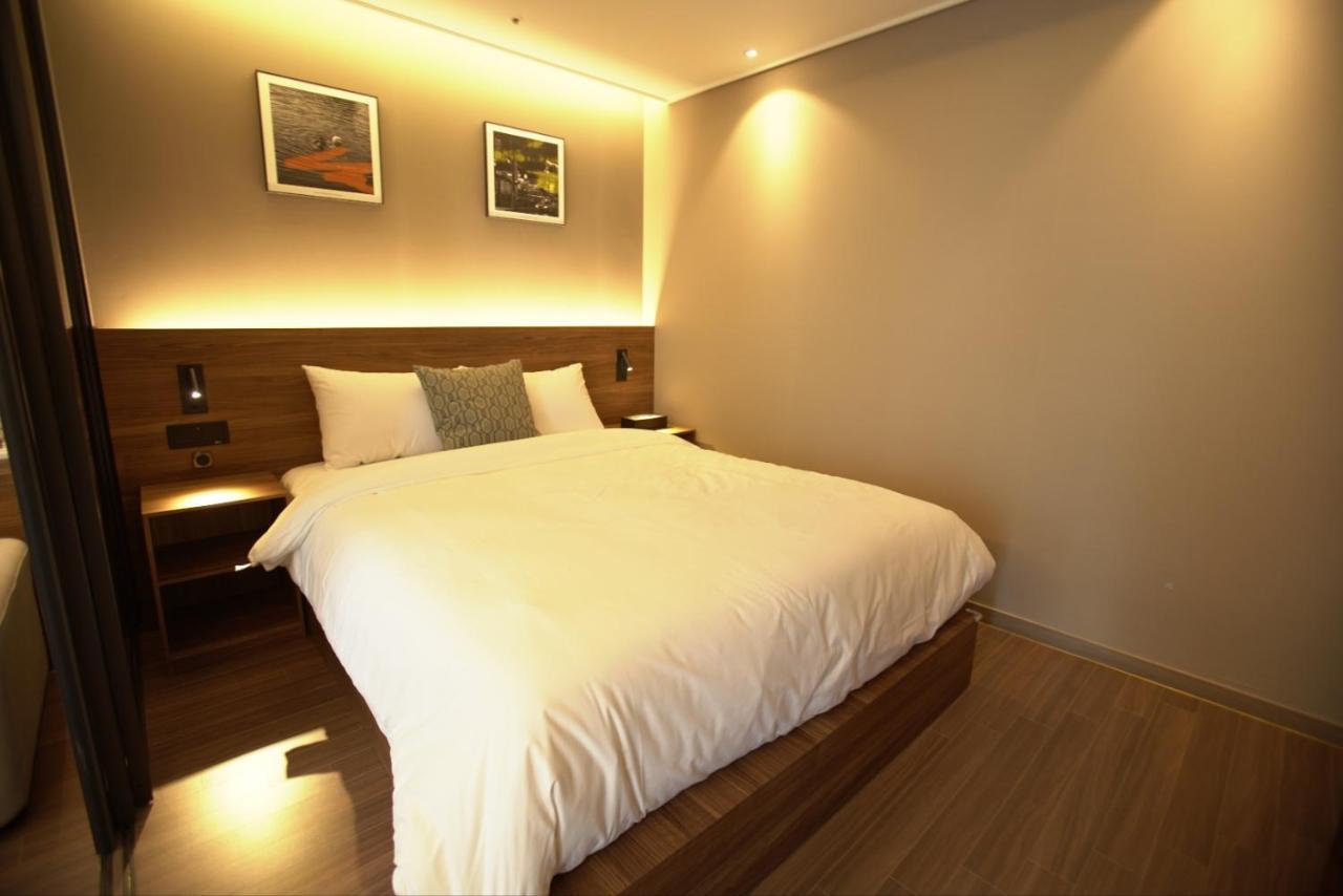 Sienna Ambassador Residence Busan Exterior photo