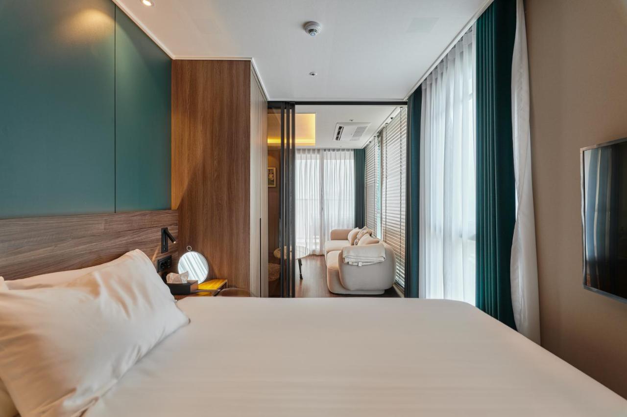 Sienna Ambassador Residence Busan Exterior photo